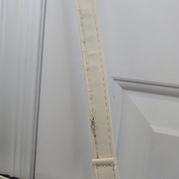 Cream Crossbody Bag - Picture 9 of 11